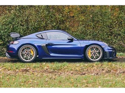 Porsche Cayman GT4