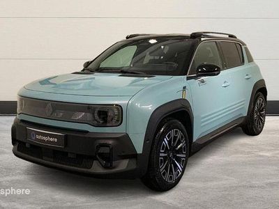 Vert Nouvelle 2025 Renault 4 E-Tech Iconic SUV | 35 490 € (Prix juste)
