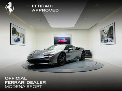 Gris Occasion 2021 Ferrari SF90 | 619 900 €