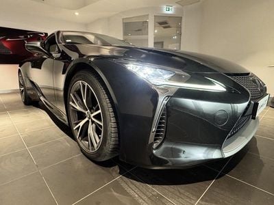 Occasion 2017 Lexus LC 500 Executive Line | 55 990 €