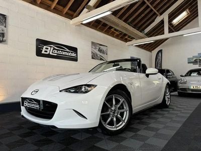 Blanc Occasion 2016 Mazda MX5 Cabriolet | 17 980 €