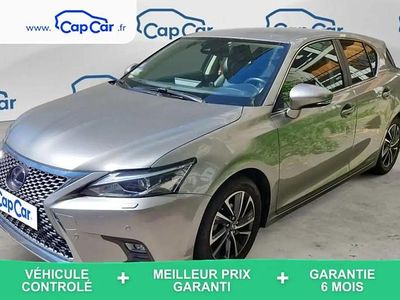 Lexus CT200h