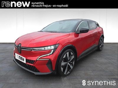 Rouge Occasion 2022 Renault Megane E-Tech Techno Berline | 24 990 € (Prix juste)