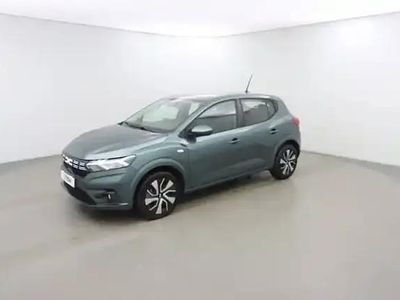 Vert oxide Occasion 2025 Dacia Sandero Berline | 15 890 € (Prix juste)