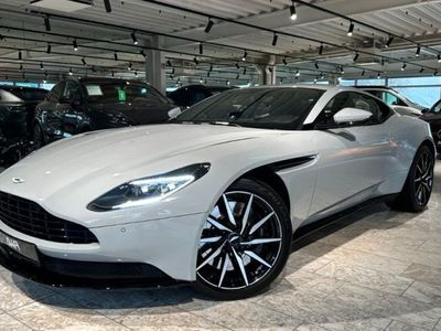 Aston Martin DB11