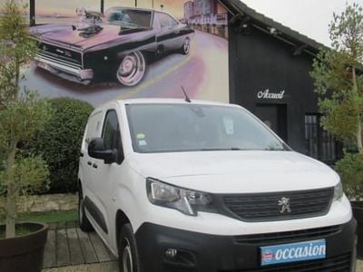 Blanc Occasion 2022 Peugeot Partner Monospace | 10 999 €