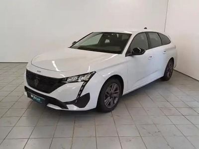 Blanc okénite (m) Occasion 2024 Peugeot 308 SW Active Break | 19 880 € (Prix juste)