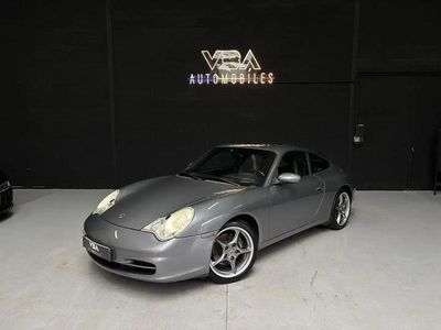 Gris Occasion 2002 Porsche 911 Carrera Coupé | 33 490 € (Prix juste)