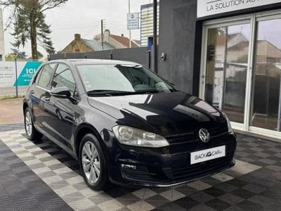 Occasion 2014 VW Golf Trendline Berline | 11 990 € (Prix juste)