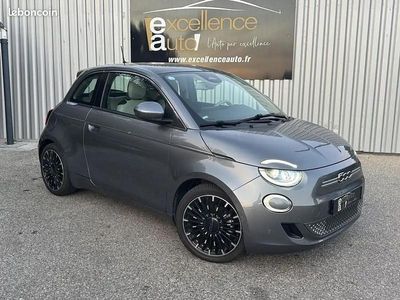 Gris Occasion 2020 Fiat 500e La Prima Citadine | 15 990 € (Prix assez cher)