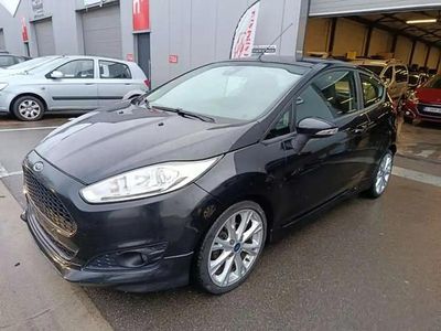 Noir Occasion 2014 Ford Fiesta Titanium S Berline | 5 500 € (Prix juste)