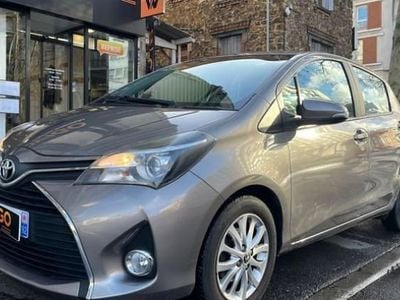 Occasion Toyota Yaris 69 ch (50 kW) 2015 Beige Citadine