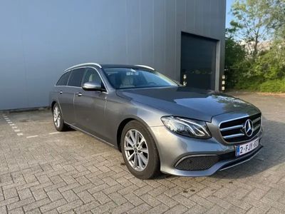 Mercedes E200
