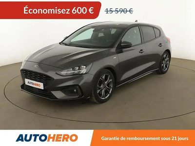 Gris Occasion 2019 Ford Focus ST-Line Berline | 14 990 € (Prix juste)