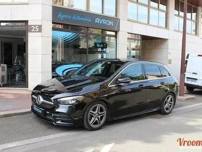 Noir Occasion 2020 Mercedes B180 AMG line Monospace | 20 990 € (Prix juste)