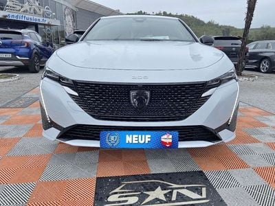 Blanc okenite Nouvelle 2025 Peugeot 308 GT | 28 450 € (Prix juste)