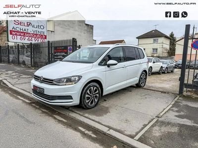 Blanc Occasion 2021 VW Touran Active Monospace | 15 990 € (Bon prix)