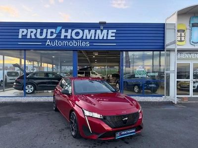 Rouge Nouvelle 2025 Peugeot 308 Allure Berline | 26 990 € (Prix juste)