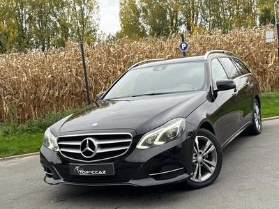 Noir Occasion 2016 Mercedes E200 Business Break | 15 490 €