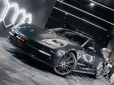 Porsche Panamera 4
