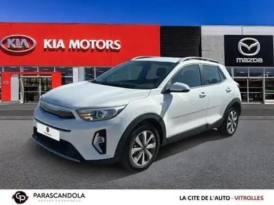 Blanc Occasion 2024 Kia Stonic Active SUV | 18 990 € (Prix juste)