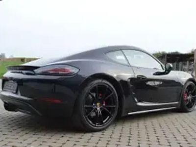 Porsche 718 Cayman S