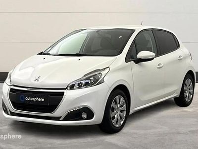 Blanc Occasion 2018 Peugeot 208 Business-Line Citadine | 8 799 € (Prix juste)