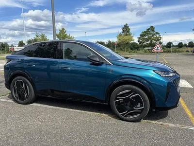 Bleu Occasion 2024 Peugeot 3008 GTi Berline | 31 490 € (Prix juste)