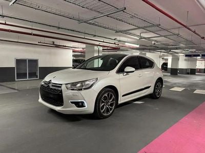 Occasion Citroën DS4 Chic 83 ch (61 kW) 2012 Blanc Citadine