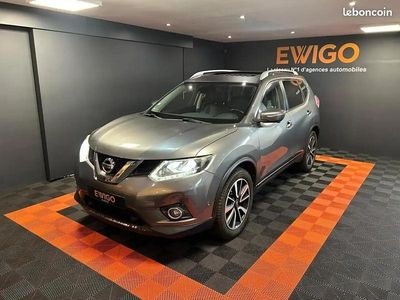 Gris Occasion 2016 Nissan X-Trail Tekna SUV | 14 970 €