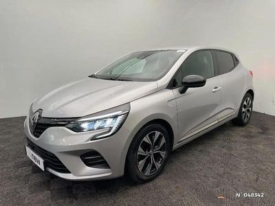 Gris Occasion 2022 Renault Clio V Evolution | 14 990 € (Prix juste)