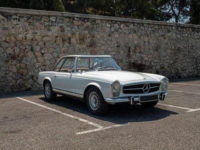 Blanc Occasion 1964 Mercedes W113 Cabriolet | 72 000 €