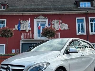 Mercedes B180