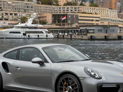 Porsche 911 Turbo S