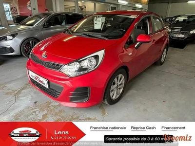 Rouge Occasion 2016 Kia Rio Berline | 8 999 € (Prix juste)