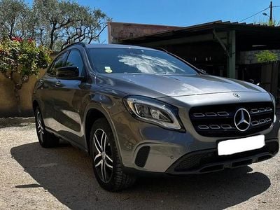 Mercedes GLA200