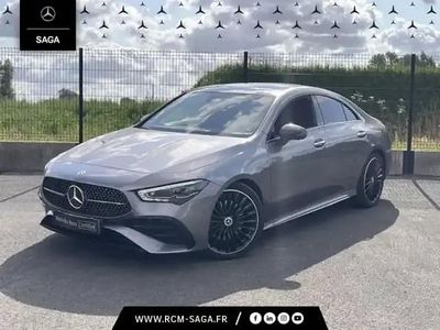 Gris foncé Occasion 2023 Mercedes 200 AMG line Coupé | 38 900 € (Prix assez cher)