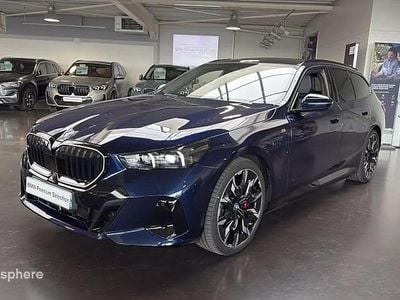 Bleu Occasion 2025 BMW 530e M Sport Break | 76 290 €