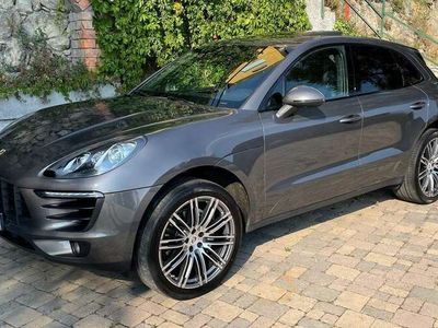 Porsche Macan S