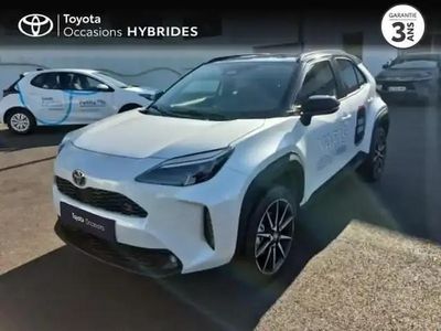 Blanc nacré/toit noir Nouvelle 2025 Toyota Yaris Cross Sport SUV | 30 780 € (Prix cher)