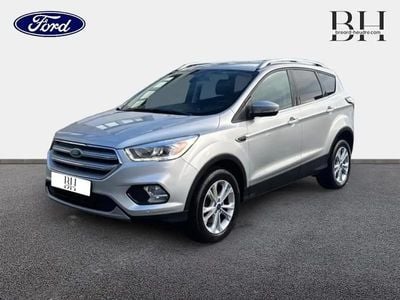 Gris Occasion 2017 Ford Kuga Titanium SUV | 13 980 € (Prix assez cher)