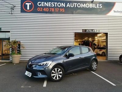 Gris Occasion 2022 Renault Clio V Equilibre Berline | 13 790 € (Prix juste)