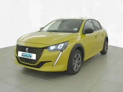 Jaune Occasion 2023 Peugeot e-208 Style Citadine | 17 290 € (Prix juste)