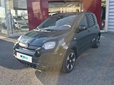 Vert forêt métallisé Occasion 2025 Fiat Panda Classica Berline | 18 490 € (Prix cher)