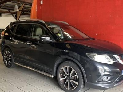 Occasion 2015 Nissan X-Trail Tekna SUV | 11 970 € (Prix assez cher)