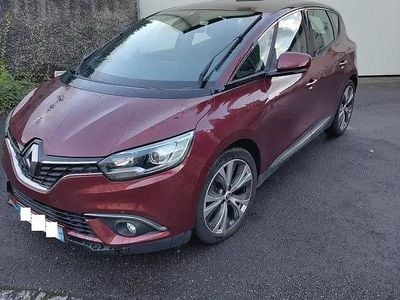 Rouge Occasion 2017 Renault Scénic IV Monospace | 9 900 € (Super prix)