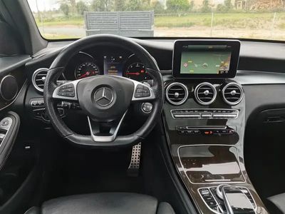 Mercedes GLC250