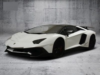 Blanc Occasion 2016 Lamborghini Aventador Cabriolet | 555 000 €