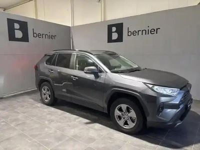 Gris atlas métallisé Occasion 2023 Toyota RAV4 Hybrid SUV | 35 980 € (Bon prix)