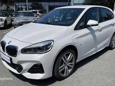 BMW 225